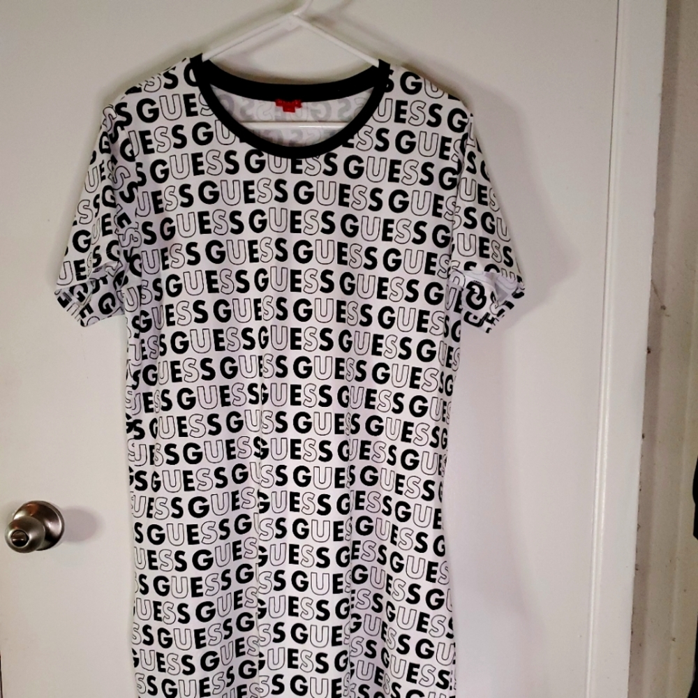 Men's Guess light weight shirt